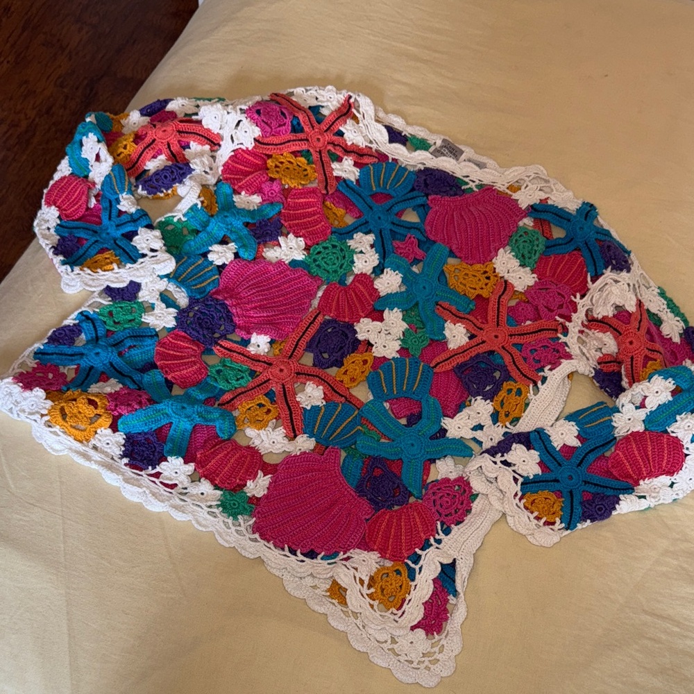 Tony Lambert Design Group Vintage Crochet Seashell Starfish Colorful Top